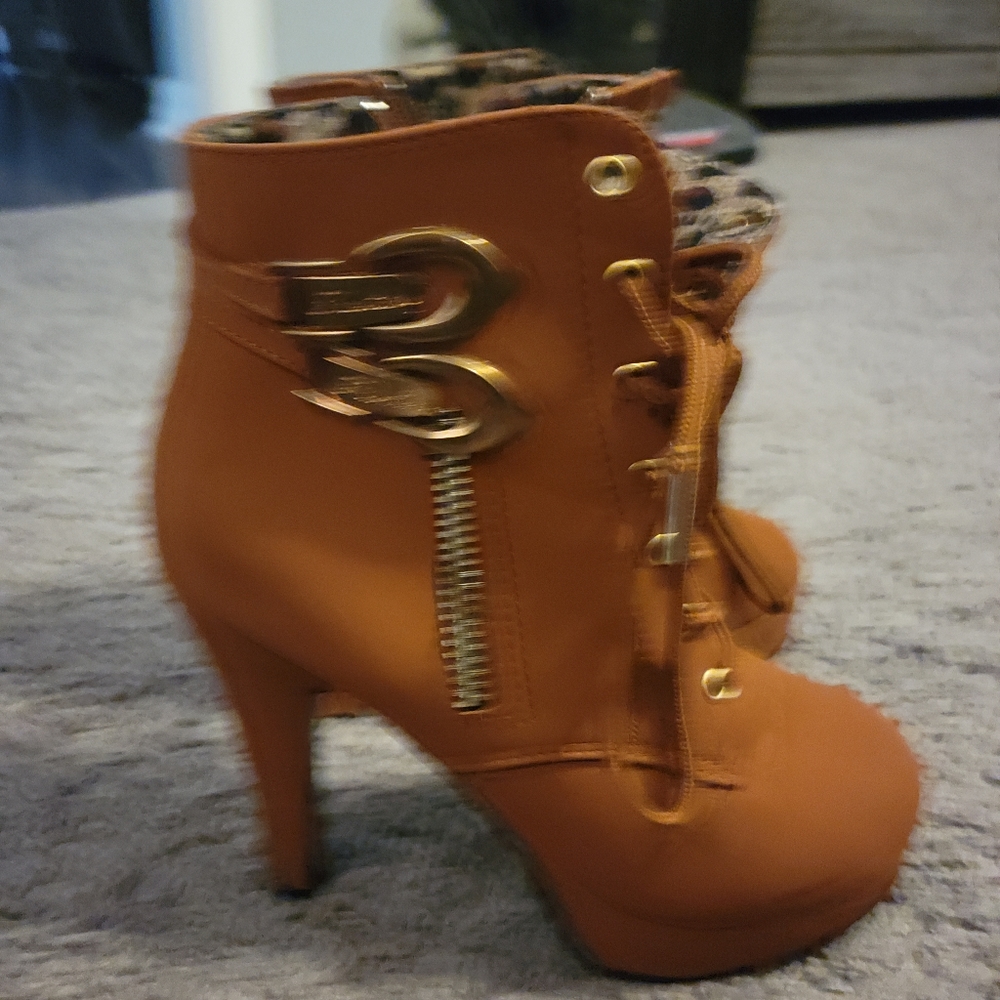 Brand new heels